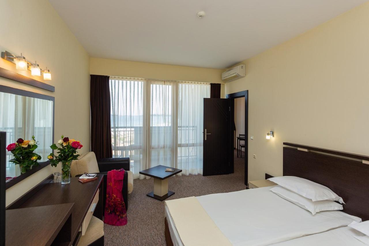 Viand Hotel Sunny Beach Exterior photo